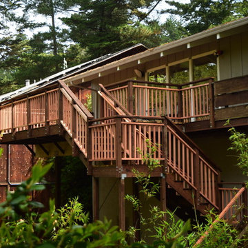 Cantilevered Deck