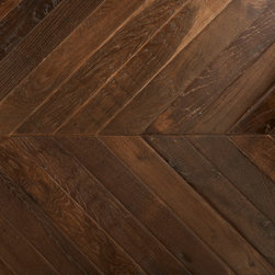 Woodworks by Ted Todd - Antique Collection - Fortnum Chevron - 無垢フローリング