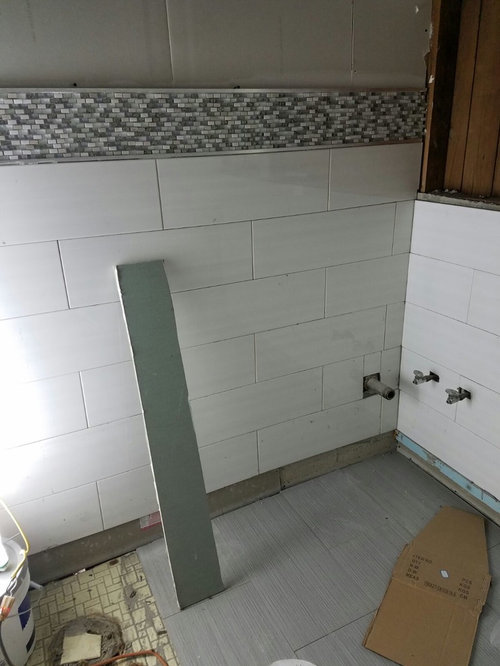 need help bathroom tile border