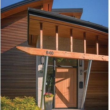 Assiniboine River House | Main Entry