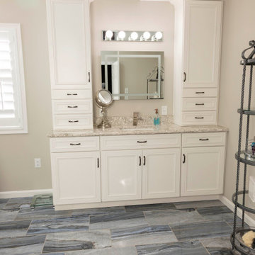 Modern Coastal Glam Bathroom