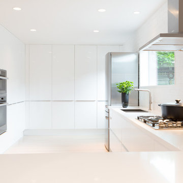 Seamless Elegance