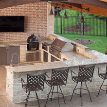 Outdoor Kitchen