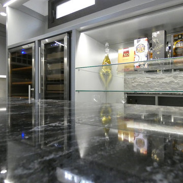 Un salón en el sótano