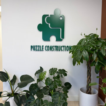 Hayward-Puzzle 's Office