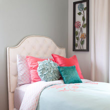 Adira bedroom