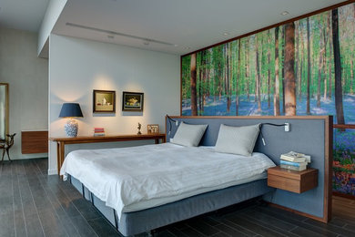 Trendy bedroom photo in Amsterdam