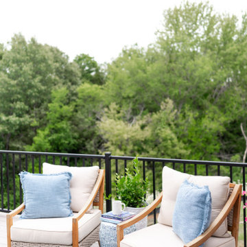 Swisher Classic Family Home: Deck