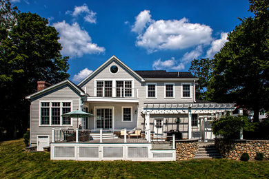 Example of a minimalist home design design in Boston