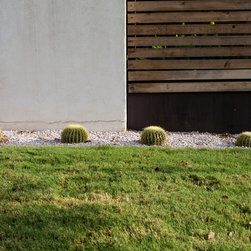 Rosedale Modern Courtyard - Home Fencing And Gates