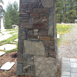Glacier Green Ledge Stone - Siding And Stone Veneer