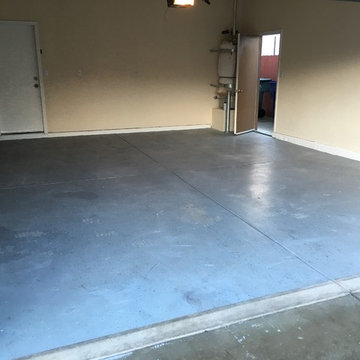 Epoxy Floors / Garages