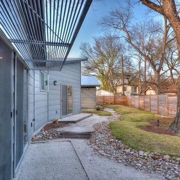 Tree+House Back Exterior