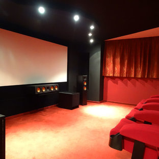 Inspiration for a mid-sized contemporary home theater remodel in Hamburg