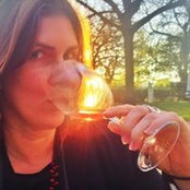 Annabel Dixon's photo