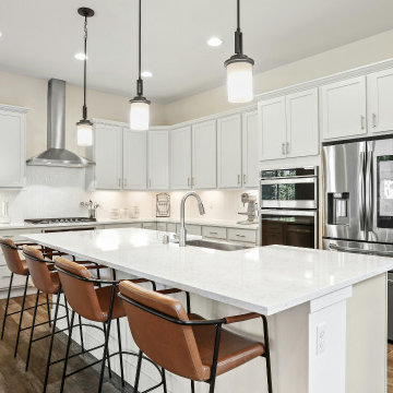 Single-Family Ranch House 10