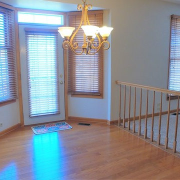 Live in Eastlake: 422 Yorkshire Ct