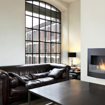 Wynn Black Wall Mounted Ethanol Fireplace