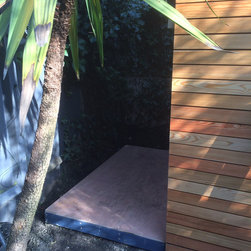 A dog kennel extension - Garden Furniture