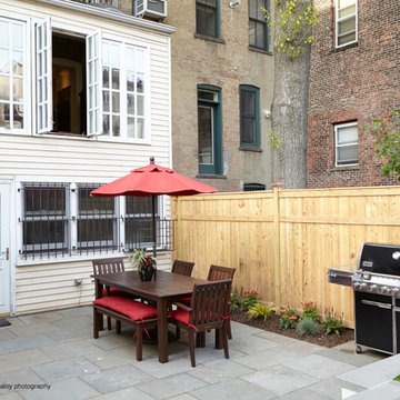 City Brownstone Garden