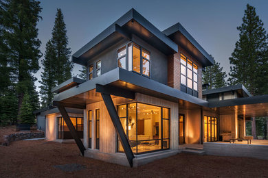 Large contemporary two-story exterior home idea in Sacramento