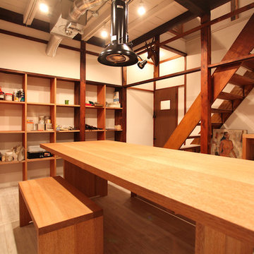 北品アトリエー木造戸建が現代アート作家のアトリエに