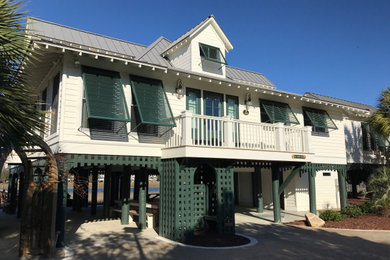 Inspiration for a transitional exterior home remodel in Charleston