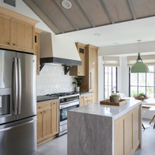 Kitchen Cabinets With Vaulted Ceiling