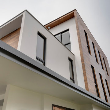 Timber Cubes House at Tamarind Road