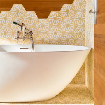 Character White Oak Plank Flooring, Bath