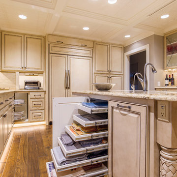 Kitchen After: Pull Outs