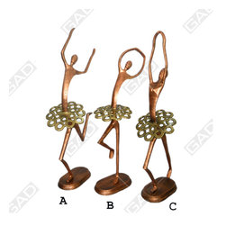 DANCING LADY WITH FROCK - Decorative Objects And Figurines