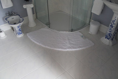 White Large Curved Shower Mat - White Bathroom