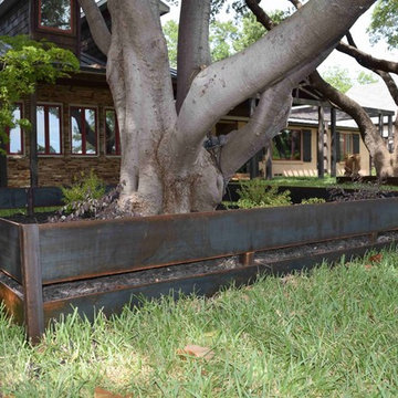 Tree metal planter