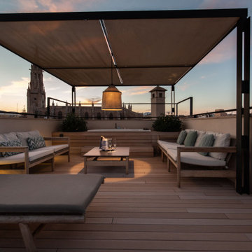 Bildschöne MYDECK Dielen auf der Dachterrasse des 5 Sterne Hotels Sant Fransesc