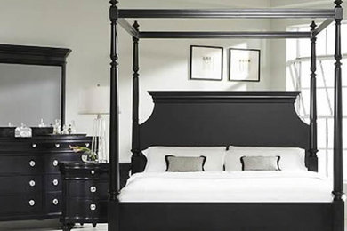 Example of a bedroom design in Grand Rapids