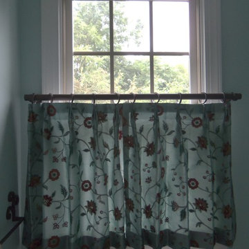 French Shabby Chic Master Bath Cafe Curtain