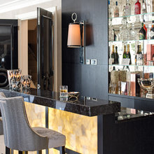 bar