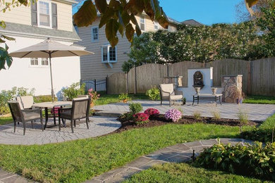 Example of a classic patio design in Philadelphia