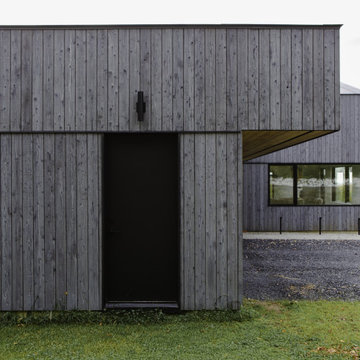 Offset House