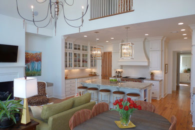 Kitchen - contemporary kitchen idea in Jackson
