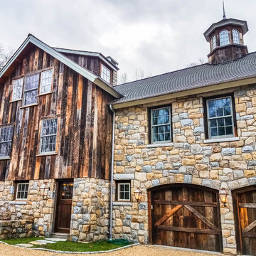Luxury Barn and Patio