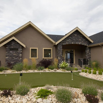 Golf and Putting Greens with Artificial Grass