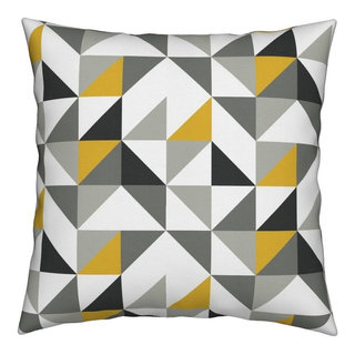 https://st.hzcdn.com/fimgs/0ac1f7010b23d225_7446-w320-h320-b1-p10--contemporary-decorative-pillows.jpg