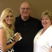 Ariel Rhoads's photo