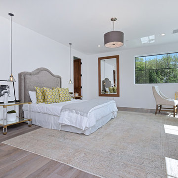 FARMHOUSE IN ENCINO