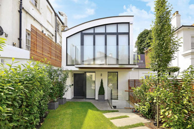 Photo of a modern house exterior in London.