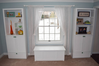 CABINET HUTCH SET AND STORAGE BENCH "Morrow Collection"