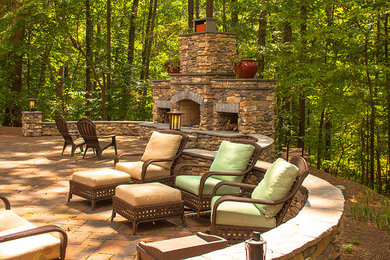 Inspiration for a timeless patio remodel in Baltimore