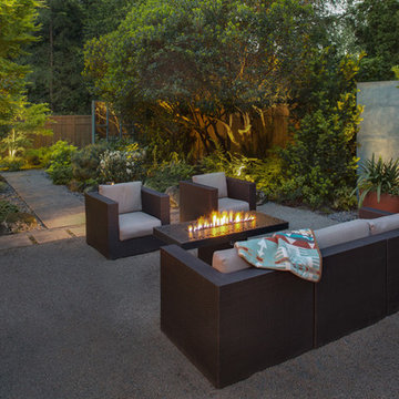 Modern fire pit and seating area